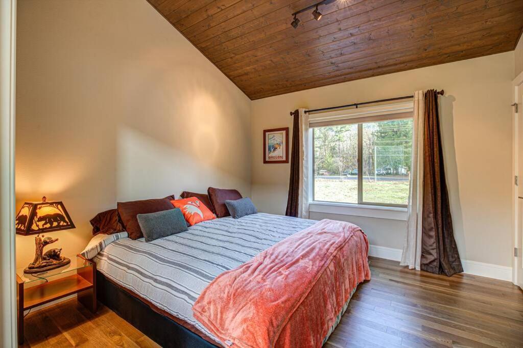 Newly Built Modern Chalet Duplex - 1 Mount Hood Village Exterior foto